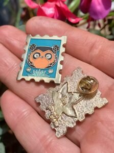 "PIN EMPRESARIAL PERSONALIZADO TRIDIMENSIONAL FUNDIDO."