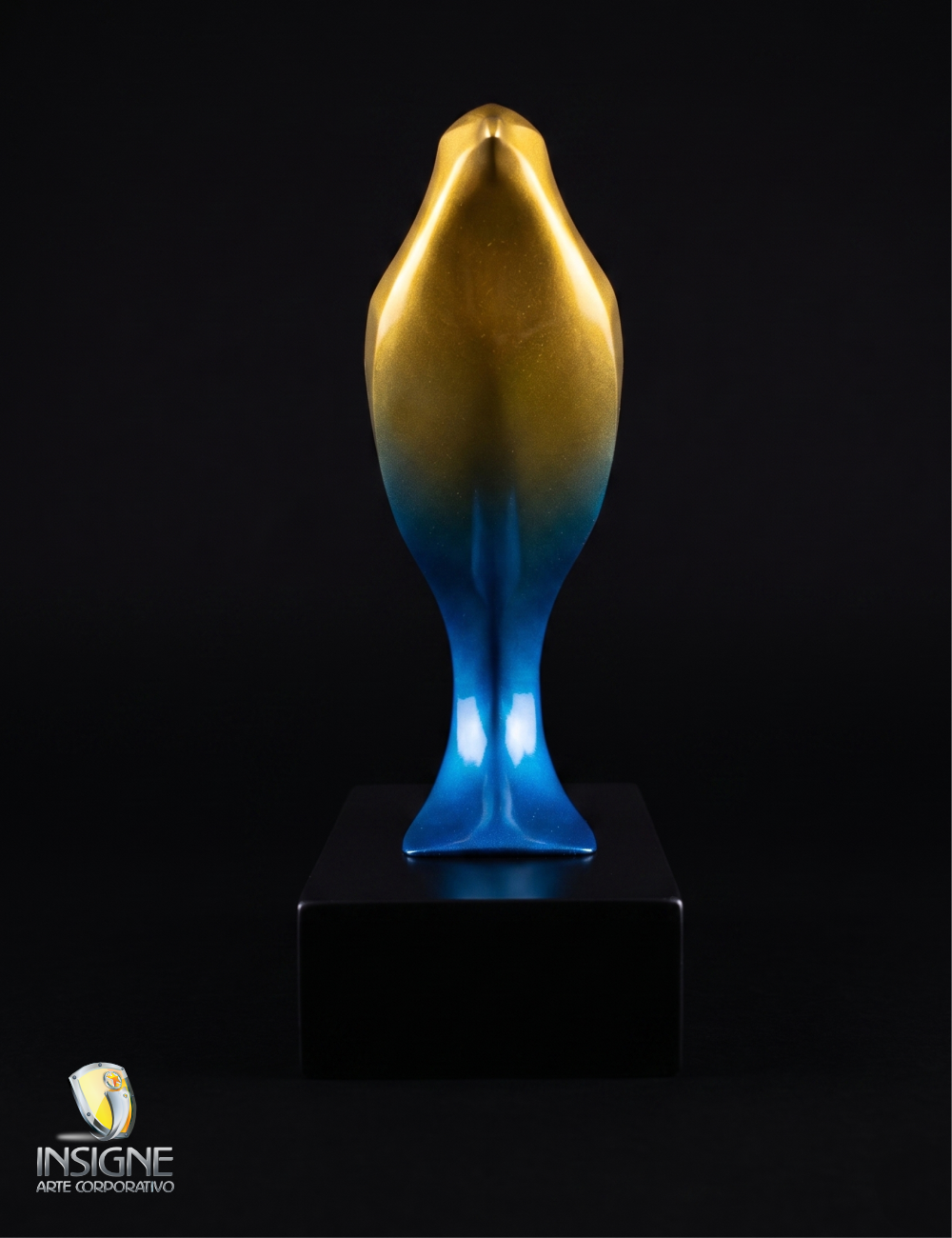 TROFEO DE FABRICACION ESPECIAL, PARA EMPRESAS.